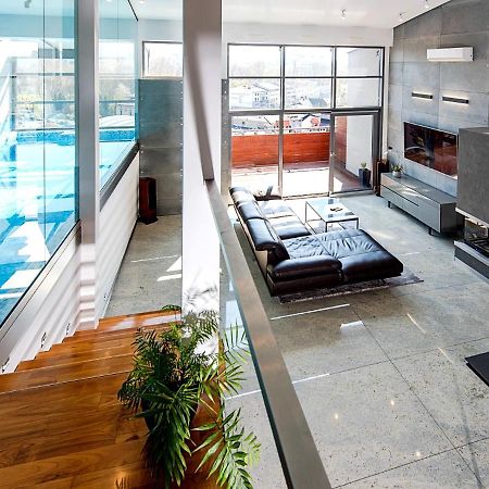 Mlynska 8 Apartament Z Prywatnym Basenem Bielsko-Biała Dış mekan fotoğraf