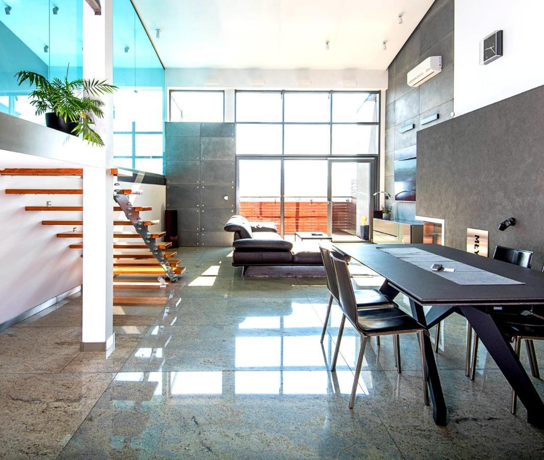Mlynska 8 Apartament Z Prywatnym Basenem Bielsko-Biała Dış mekan fotoğraf