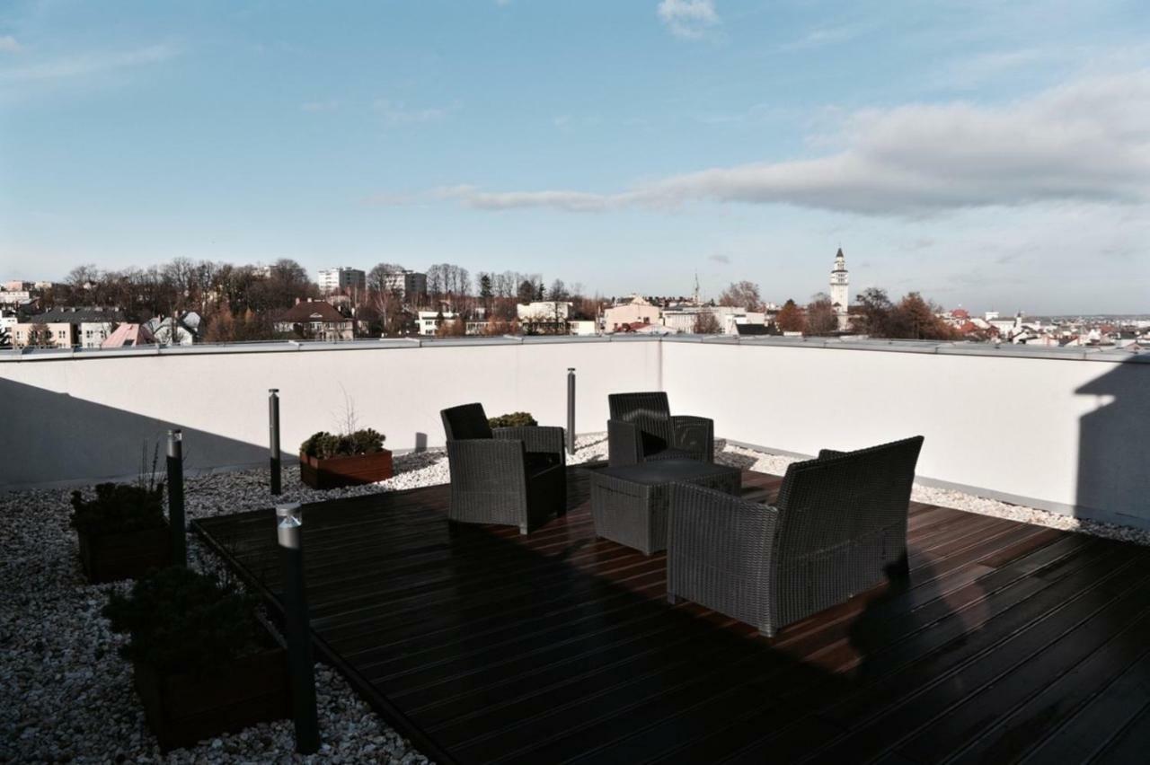 Mlynska 8 Apartament Z Prywatnym Basenem Bielsko-Biała Dış mekan fotoğraf